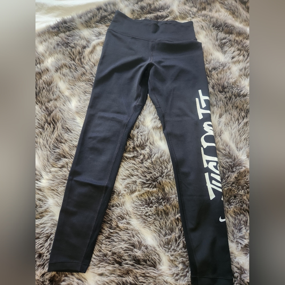 Nike leggings